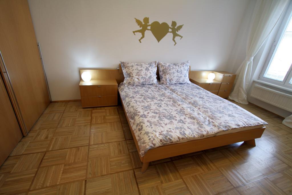 Top Location Vienna Marc Aurel Cameră foto